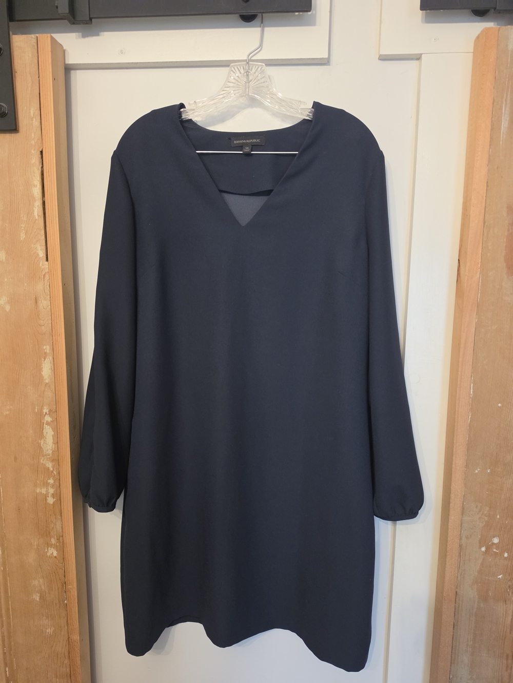 Banana Republic Navy Long-Sleeve V-Neck Shift Dress With Button Sleeves (14)